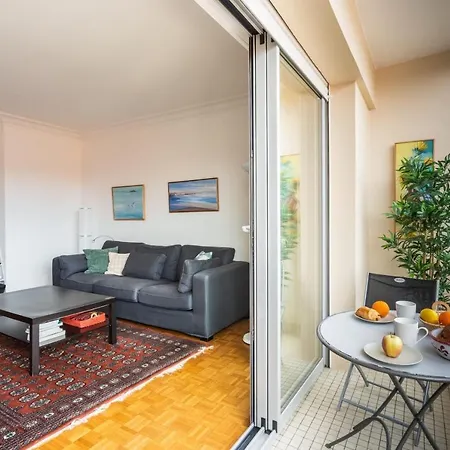 Victoria Keyweek With Terrace In Close To The Beach Apartman